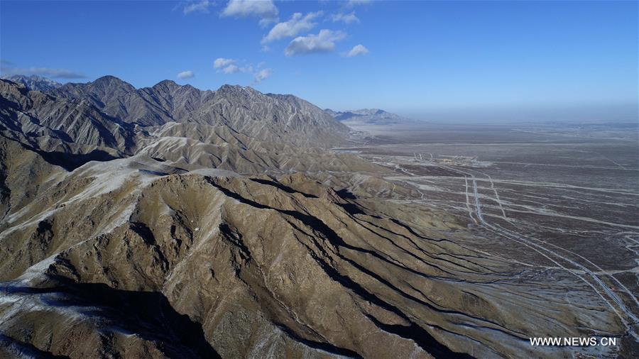 CHINA-NINGXIA-HELAN MOUNTAIN-WINTER SCENERY (CN)