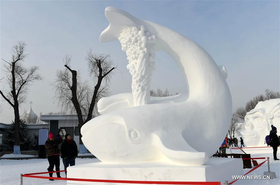 CHINA-HARBIN-SNOW SCULPTURE (CN)