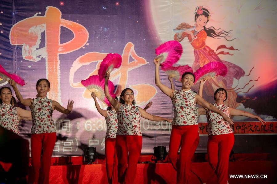 MALAYSIA-KUALA LUMPUR-MID AUTUMN FESTIVAL