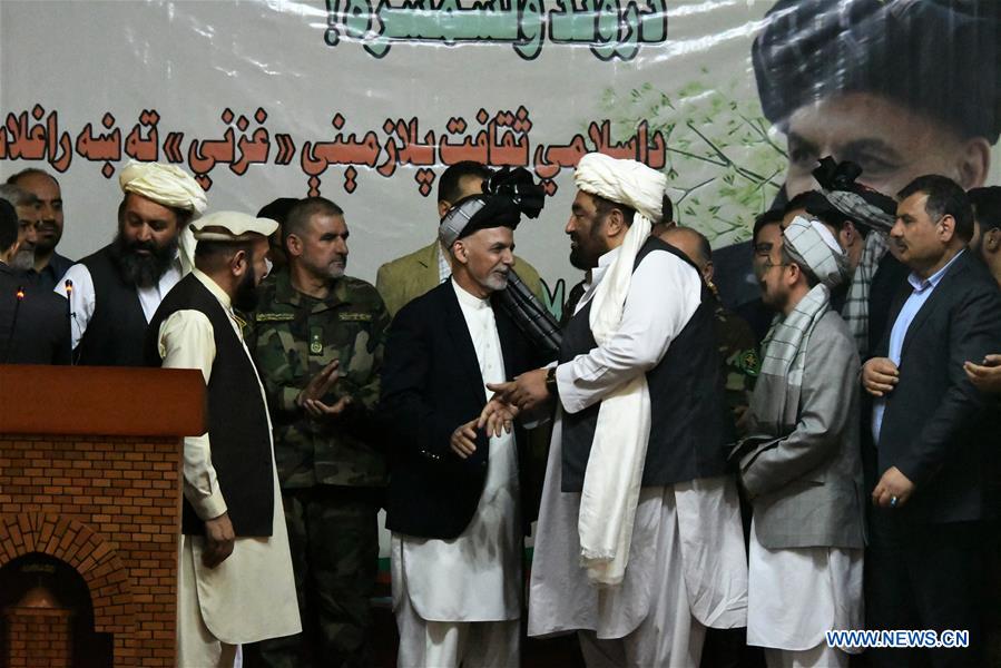 AFGHANISTAN-GHAZNI-PRESIDENT-INSPECTION