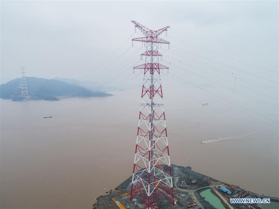 CHINA-ZHEJIANG-WORLD'S HIGHEST POWER PYLON-CABLE CONSTRUCTION (CN)