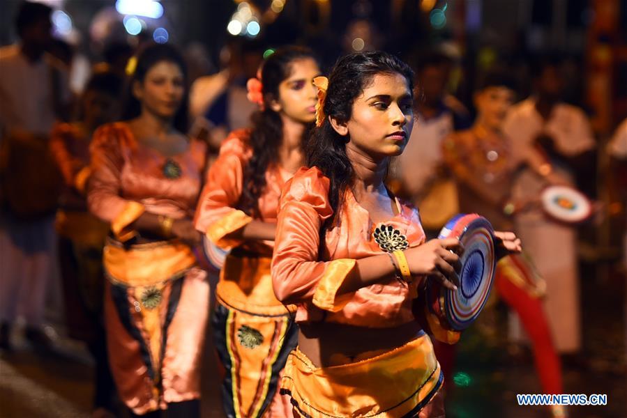 SRI LANKA-COLOMBO-NAVAM-DANCERS