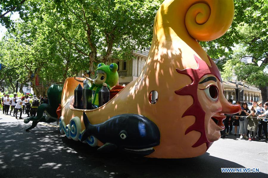 CHINA-HANGZHOU-CARTOON-PARADE (CN)