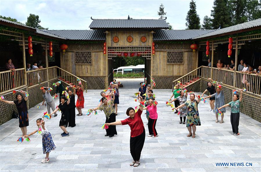 #CHINA-SUMMER-LEISURE-ACTIVITIES (CN)