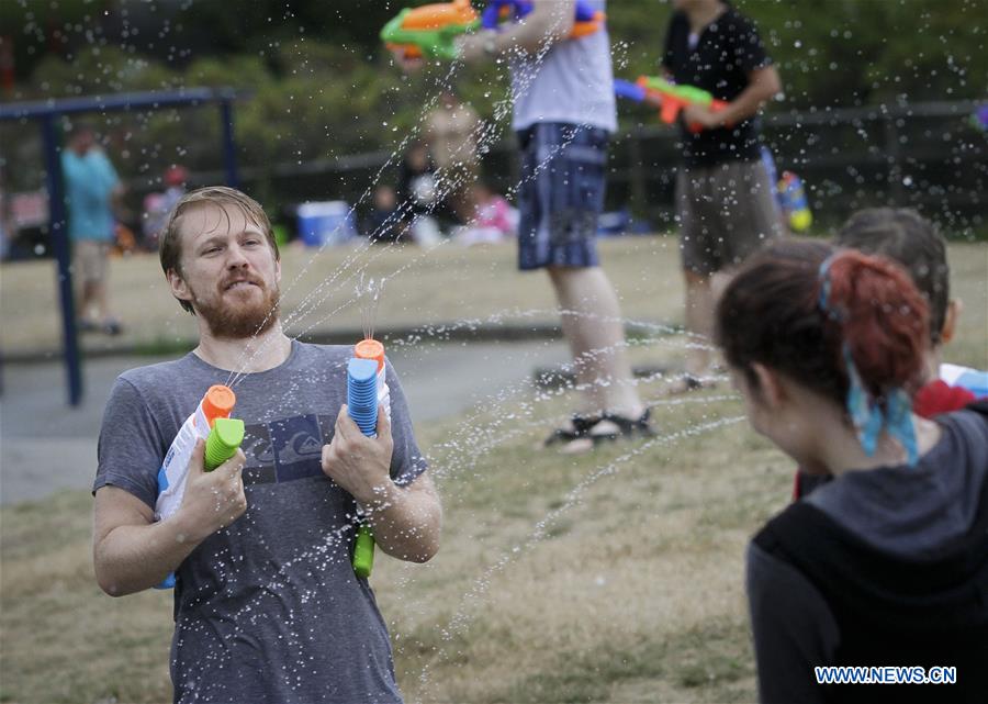 CANADA-VANCOUVER-WATER FIGHT