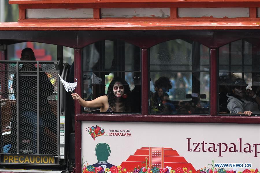 MEXICO-MEXICO CITY-DAY OF THE DEAD-PARADE