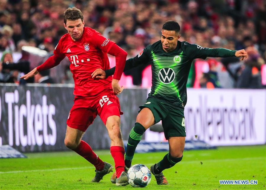 (SP)GERMANY-MUNICH-SOCCER-BUNDESLIGA-BAYERN MUNICH VS WOLFSBURG