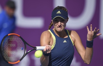 Kristina Mladenovic beats Peng Shuai at 2018 WTA Qatar Open