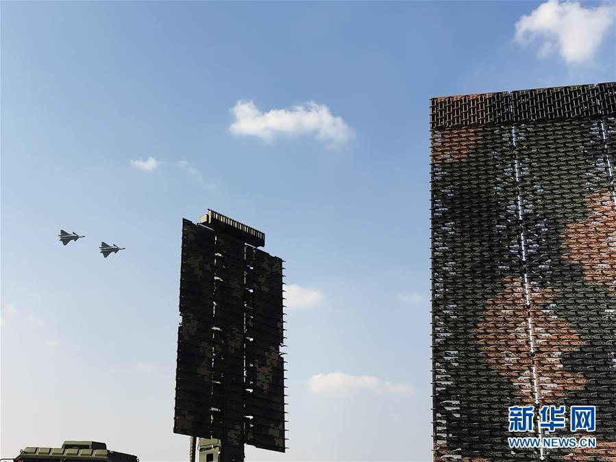 （人民空軍70年·圖文互動）人民空軍雷達(dá)兵：我軍戰(zhàn)略預(yù)警體系主體力量