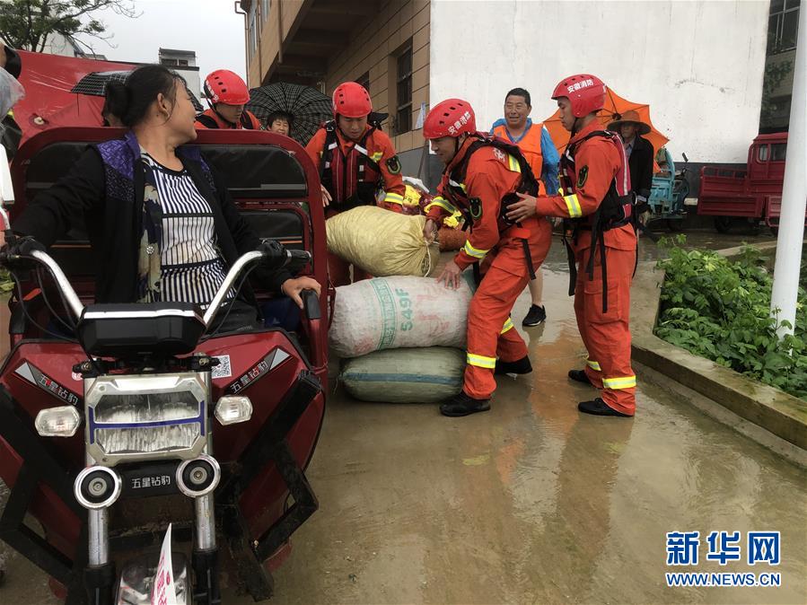 （防汛抗洪·圖文互動）（1）王家壩，你還好嗎？——二探“千里淮河第一閘”開閘后的水中莊臺