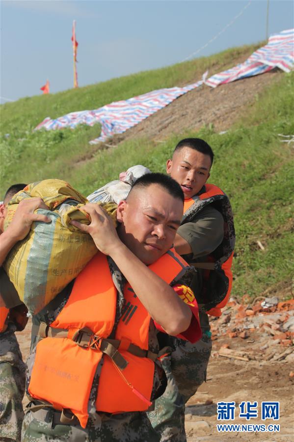 （在習(xí)近平強(qiáng)軍思想指引下·我們在戰(zhàn)位報(bào)告·圖文互動）（1）陸軍第71集團(tuán)軍某旅“王杰班”：做新時代王杰式好戰(zhàn)士