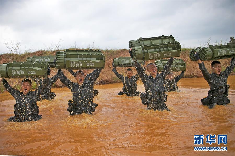 （在習(xí)近平強(qiáng)軍思想指引下·我們在戰(zhàn)位報(bào)告·圖文互動）（3）陸軍第71集團(tuán)軍某旅“王杰班”：做新時代王杰式好戰(zhàn)士