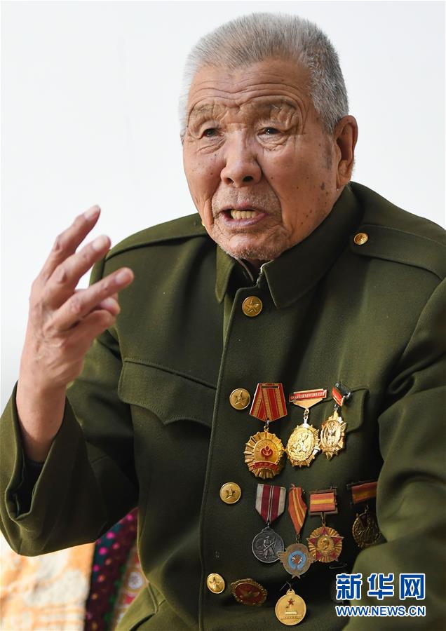 （紀(jì)念抗美援朝70周年·圖文互動）為將軍守陵，此生不改——記守護楊靖宇烈士陵園的老兵徐振明