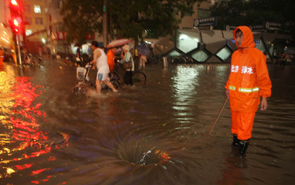 北京暴雨：向一線工人致敬