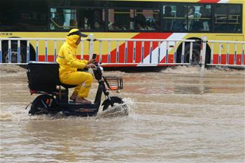 福建廈門(mén)遭遇暴雨天氣