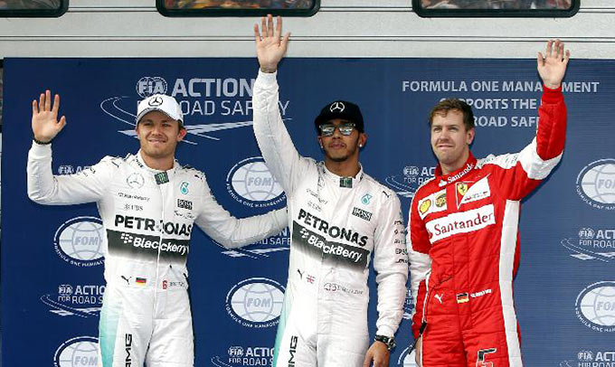 F1中國站：漢密爾頓奪得桿位[高清]