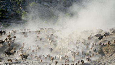 生態(tài)中國(guó)·壯美山河瞰新疆