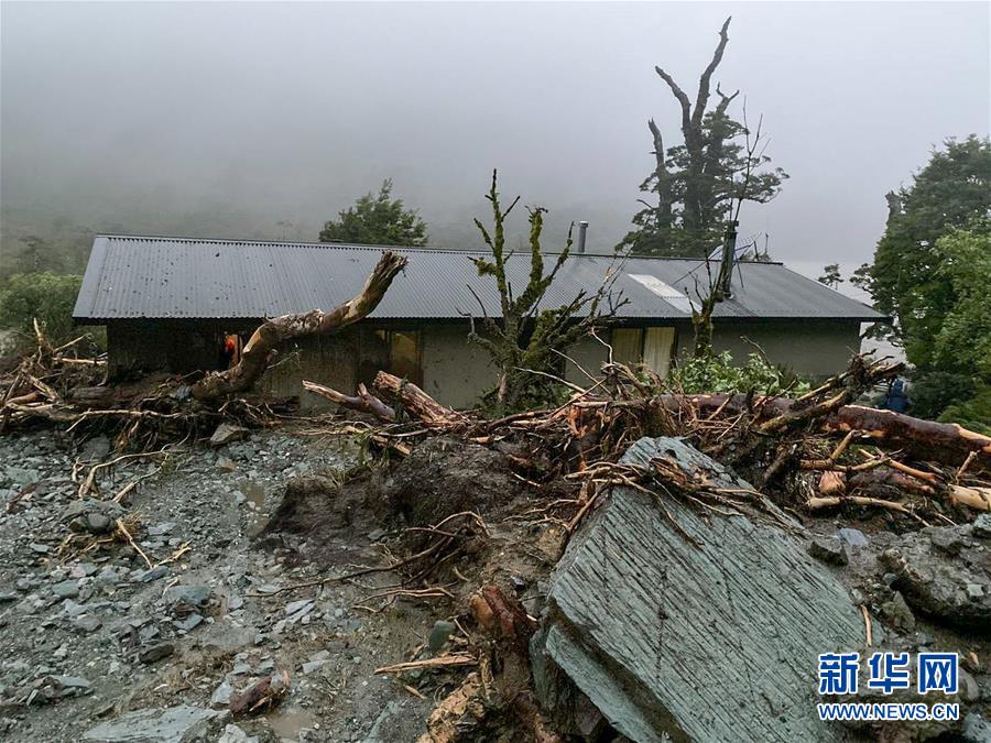 （國(guó)際）（3）新西蘭南島因極端天氣進(jìn)入緊急狀態(tài)的范圍擴(kuò)大